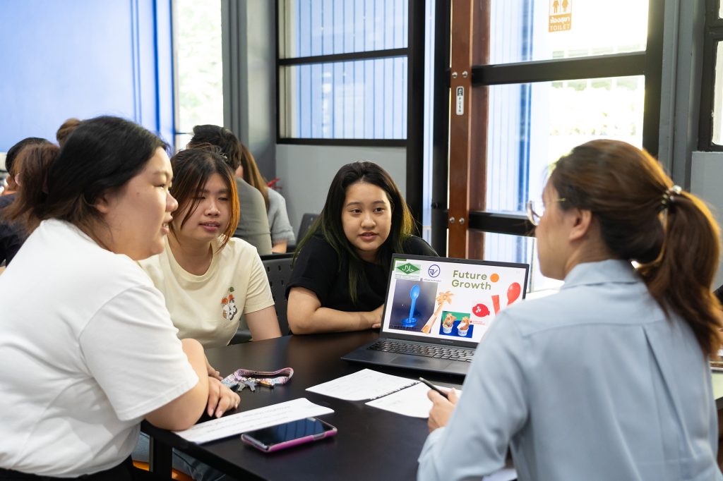 สถาบันบริหารจัดการเทคโนโลยีและนวัตกรรม (iNT) ม.มหิดล จัดกิจกรรม iNTCUBATOR 2024 : Mentor Session แลกเปลี่ยนเรียนรู้แนวทางการพัฒนาผลิตภัณฑ์เพื่อต่อยอดสู่การทำธุรกิจกับผู้เชี่ยวชาญ