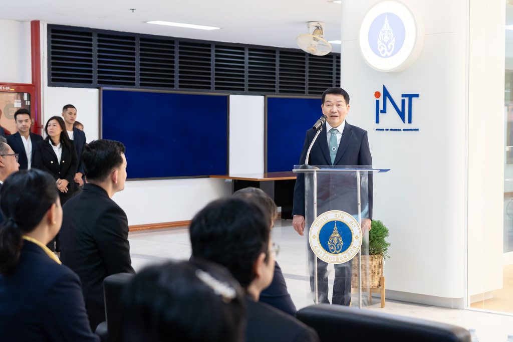 สถาบันบริหารจัดการเทคโนโลยีและนวัตกรรม (INT) มหาวิทยาลัยมหิดล เปิดตัว “iDEA SPACE” พื้นที่จัดแสดงผลงานวิจัย นวัตกรรม และเทคโนโลยีที่มีศักยภาพต่อยอดเชิงพาณิชย์ บริเวณชั้น 1 อาคารสำนักงานอธิการบดี มหาวิทยาลัยมหิดล ศาลายา โดยได้รับเกียรติจาก ศาสตราจารย์ นายแพทย์ปิยะมิตร ศรีธรา อธิการบดีมหาวิทยาลัยมหิดล เป็นประธานกล่าวเปิดงาน