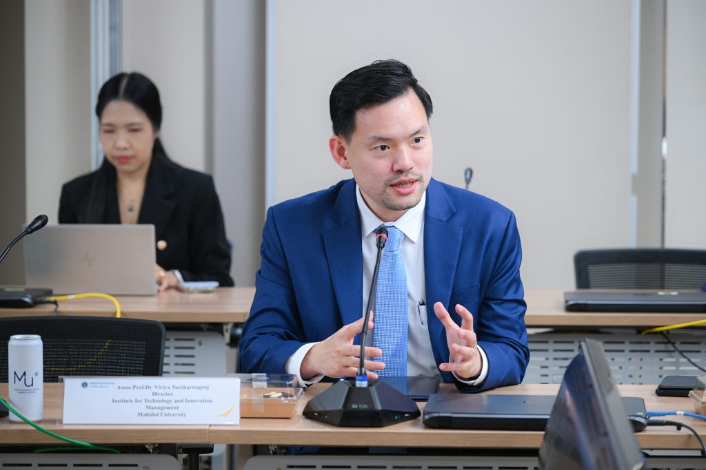 สถาบันฯ ร่วมเป็นสักขีพยานในการลงนามบันทึกข้อตกลงความร่วมมือทางวิชาการ พร้อมหารือแนวทางร่วมมือด้าน Technology & Innovation Management การขับเคลื่อนนวัตกรรม การบริหารงานวิจัยและนวัตกรรม รวมถึงการพาณิชย์ผลงานวิจัยกับ Professor Nishan Canagarajah และคณะ โดยมี รองศาสตราจารย์ ดร.วิริยะ เตชะรุ่งโรจน์, คุณอรวลัญช์ โลหิตหาญ รองผู้อำนวยการ INT และ Assoc. Prof. Dale Alan Konstanz รองคณบดีฝ่ายวิเทศสัมพันธ์ วิทยาลัยนานาชาติ มหาวิทยาลัยมหิดล ร่วมประชุมด้วย