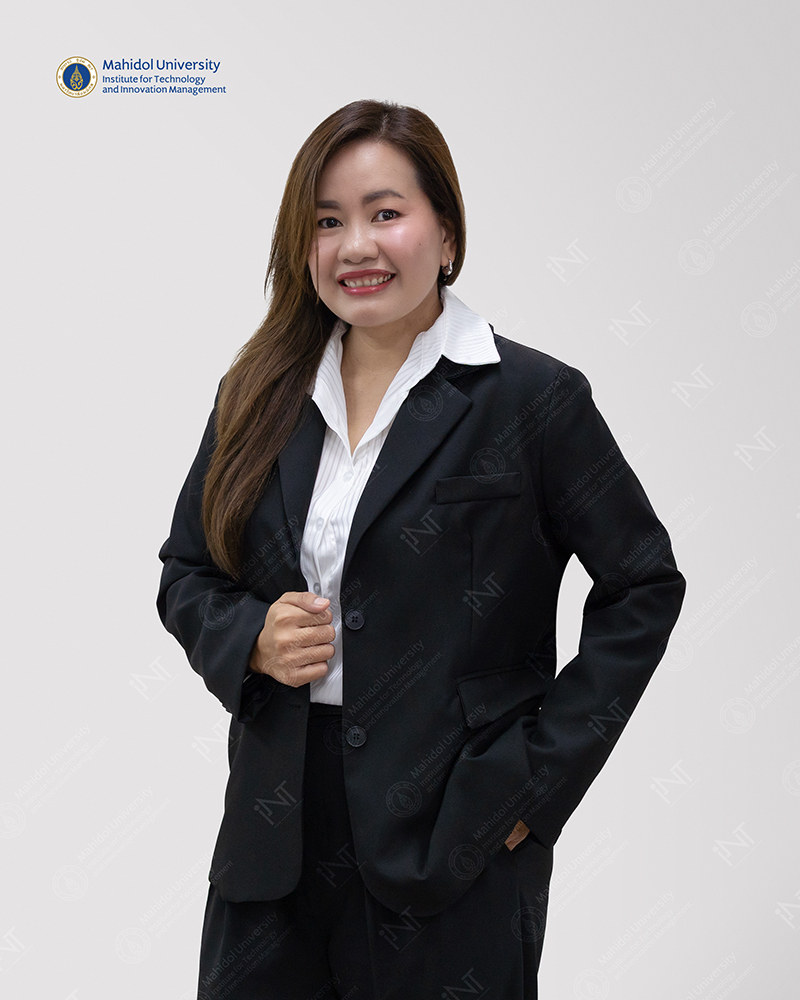 นางสาวอัจฉราภรณ์ ถาวรพัฒน์ เจ้าหน้าที่บริหารงานทั่วไป สถาบันบริหารจัดการเทคโนโลยีและนวัตกรรม(iNT) มหาวิทยาลัยมหิดล