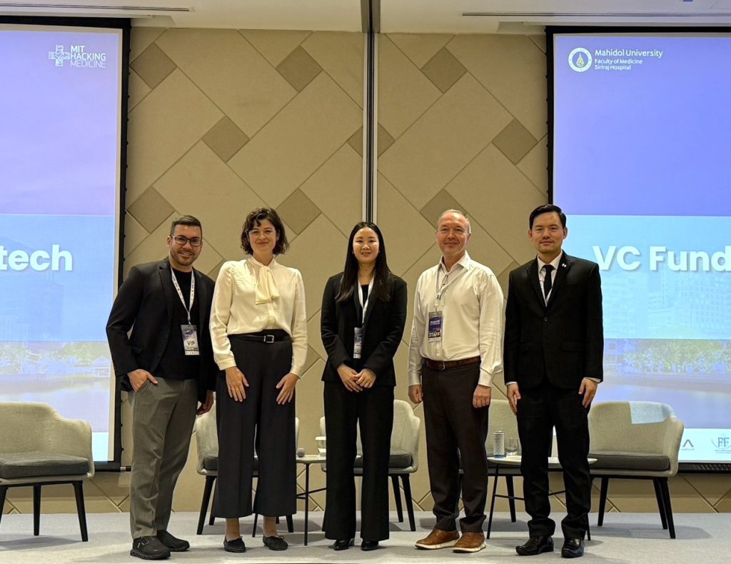 The Institute for Technology and Innovation Management (INT), Mahidol University, joined the Siriraj x MIT Hacking Medicine 2025 event, where Assoc. Prof. Dr. Wiriya Techarungroj, Director of INT, served as a speaker in the session VC Fundraising & Current Healthtech Investment Landscape under the Beyond Hack Master Classes at the Queen Sirikit National Convention Center (QSNCC).