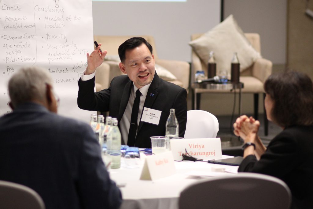 รองศาสตราจารย์ ดร.วิริยะ เตชะรุ่งโรจน์ ผู้อำนวยการสถาบันบริหารจัดการเทคโนโลยีและนวัตกรรม (INT) เข้าร่วมงานประชุมสุดยอดผู้นำด้านการถ่ายทอดเทคโนโลยีระดับนานาชาติ International Knowledge and Technology Transfer Leadership Summit 2025