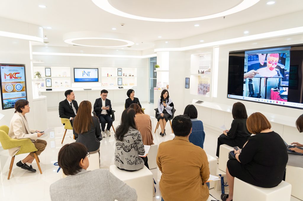 มหิดลเปิดเทรนด์โลก 2026 รับกระแส Longevity ชูนวัตกรรมแพทย์และนักวิจัยไทย
“สู้มะเร็ง-รู้ทันโรค-ชะลอวัย” ถอดรหัสคุณภาพชีวิตที่ยั่งยืน